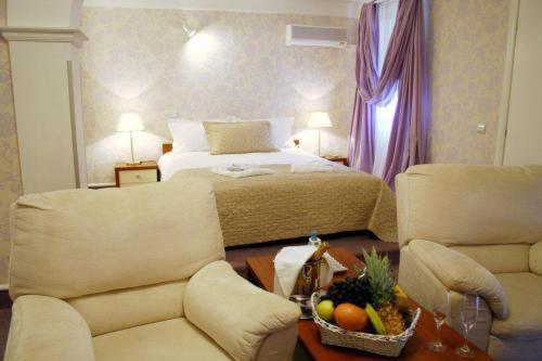Monte-Nelly Hotel Bucarest Habitación foto