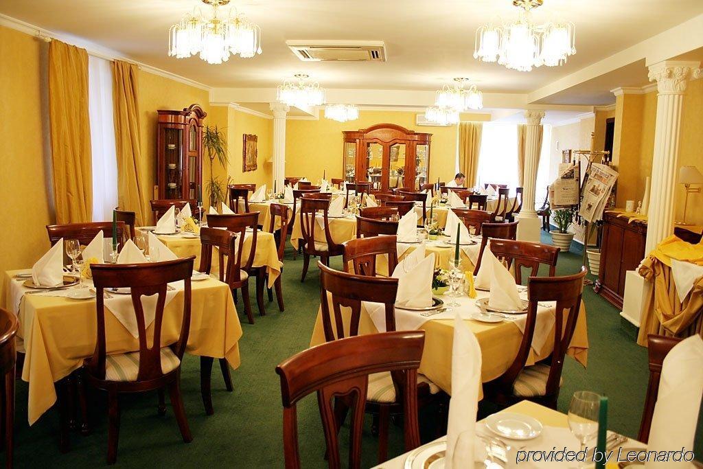 Monte-Nelly Hotel Bucarest Exterior foto